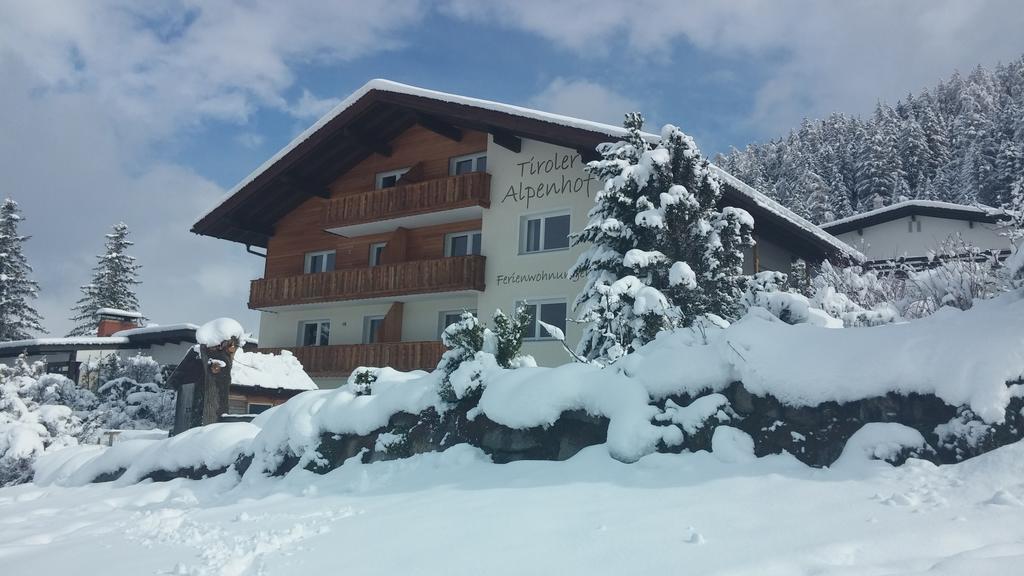 Ferienwohnungen Tiroler Alpenhof Innsbruck Pokoj fotografie